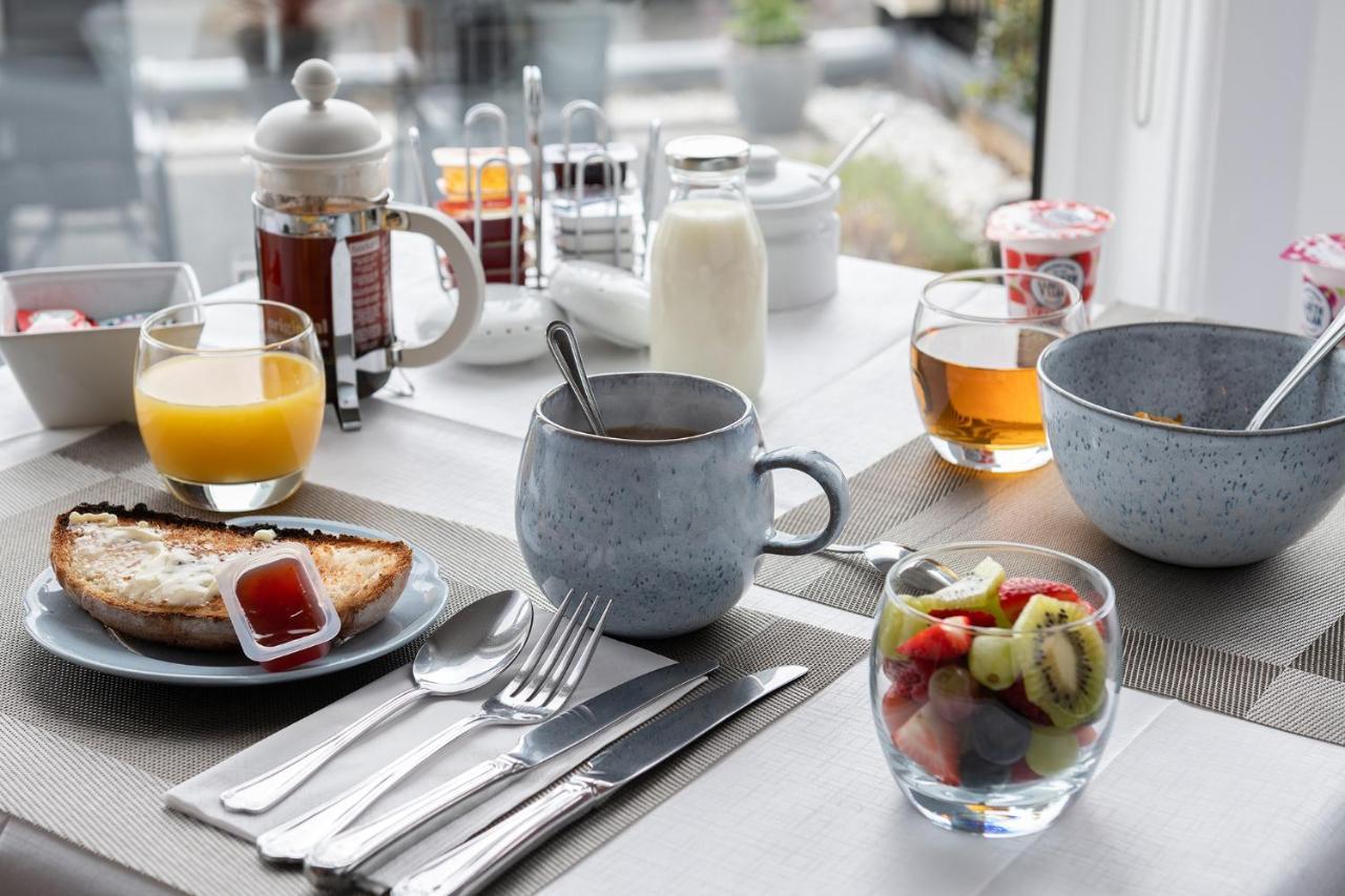 Pebble House Bed & Breakfast Ландъндо Екстериор снимка