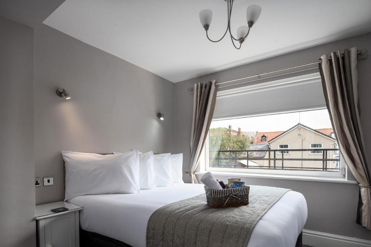 Pebble House Bed & Breakfast Ландъндо Екстериор снимка