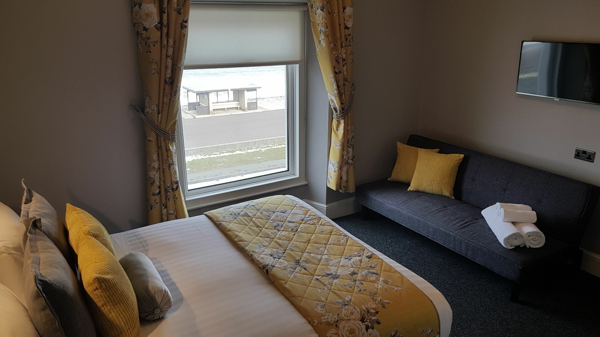 Pebble House Bed & Breakfast Ландъндо Екстериор снимка